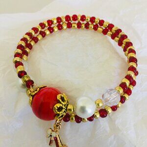 Red and Gold Wire Wrap Bracelet – Pearl Beads & Shoe Charm
